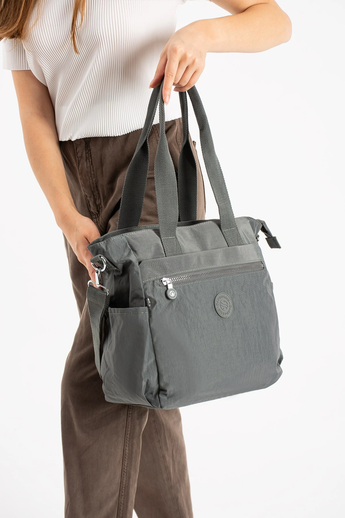 Kadın Büyük Boy Çok Bölmeli Suya Dayanıklı Çapraz Ve Omuz Askılı Çanta - koyu gri