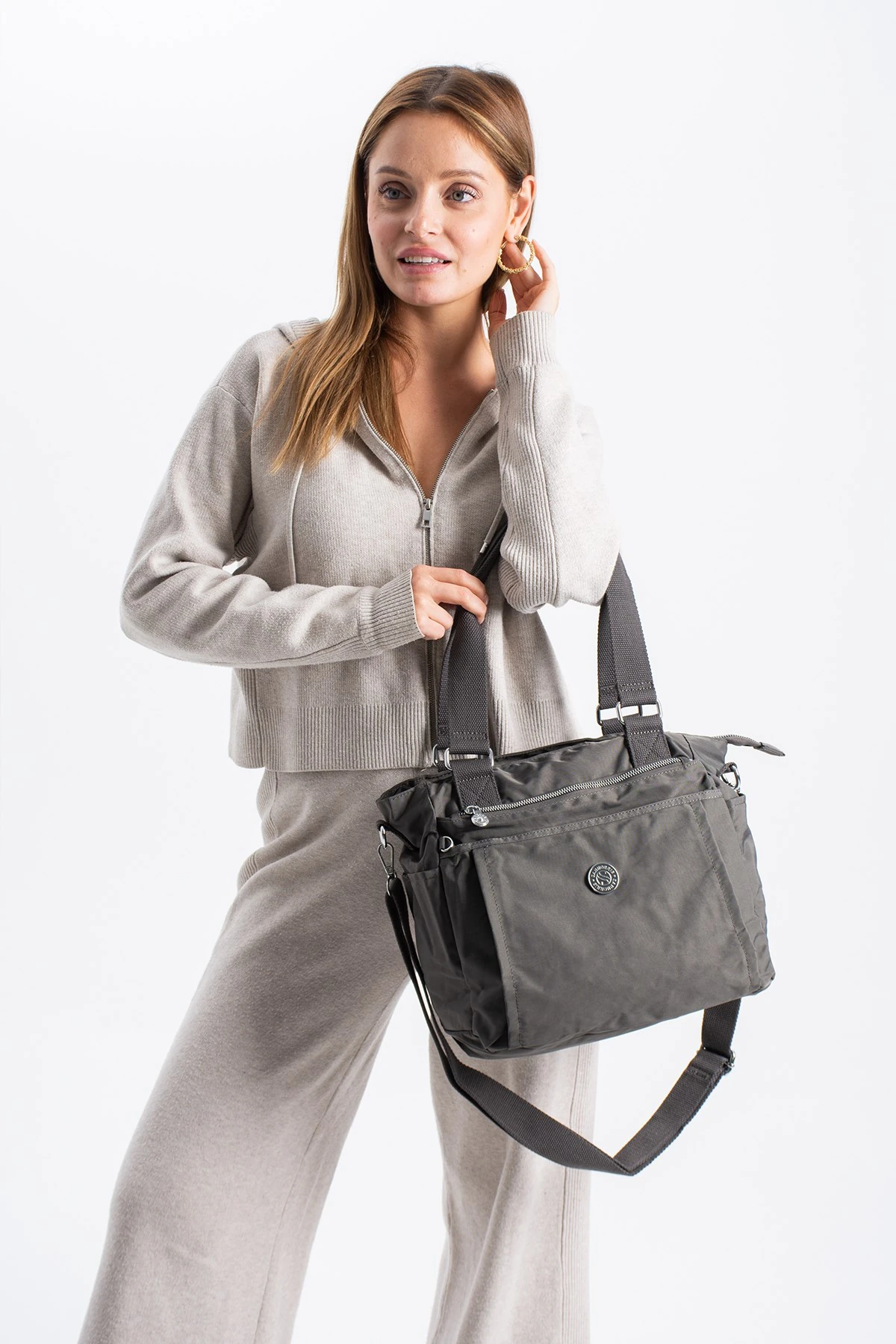 Sanmorris Kadın 4 Bölmeli Suya Dayanıklı Saten Kumaş Çapraz Ve Omuz Askılı Çanta - koyu gri