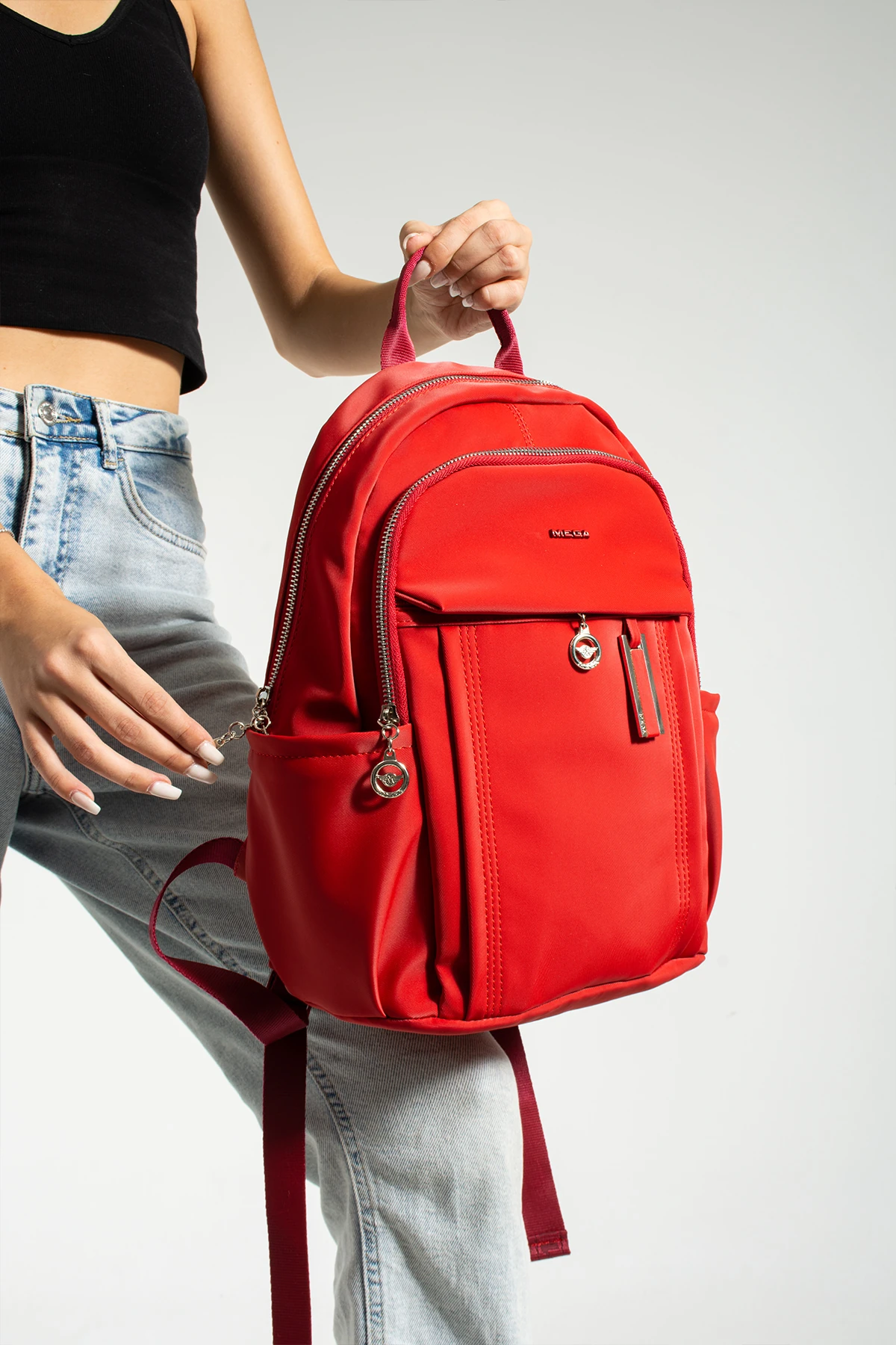 Kadın Paraşüt Kumaş Orta Boy Sırt Çantası Su Geçirmez, Hafif ve Dayanıklı