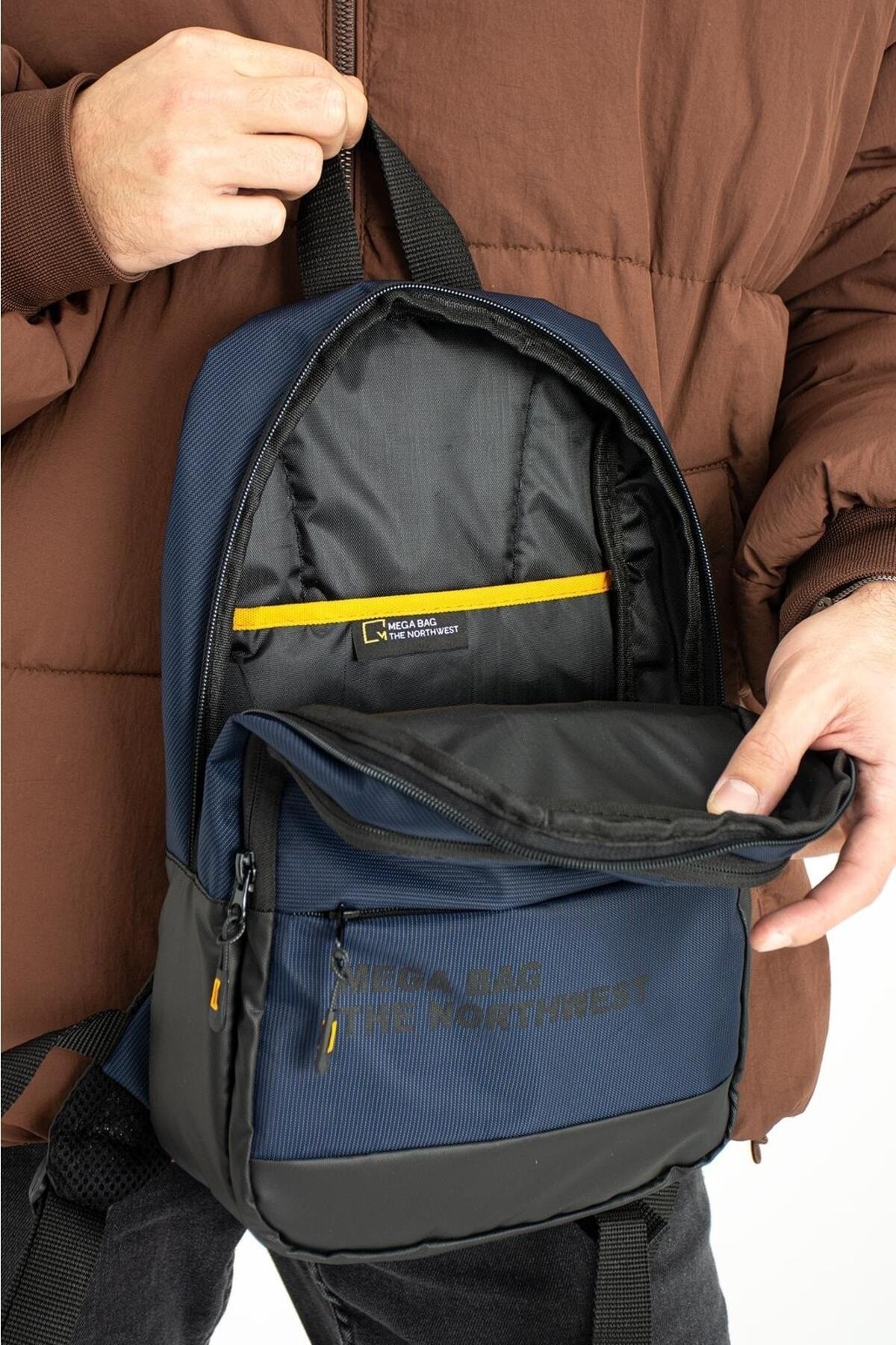Yağmura Dayanıklı Polyester Kumaş Mini Sırt Çantası