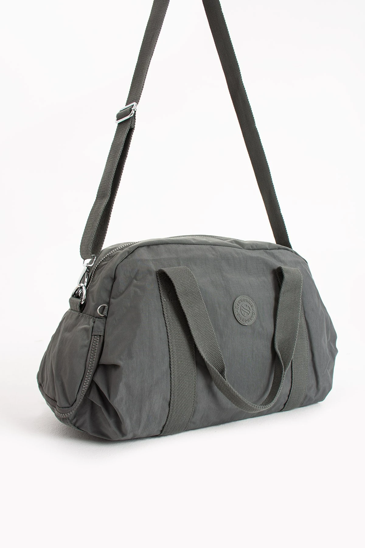 Büyük Boy Klinkır Kumaş Ayakkabı Koyma Cebi Bulunan Çapraz Askılı Spor Ve Seyahat Çantası