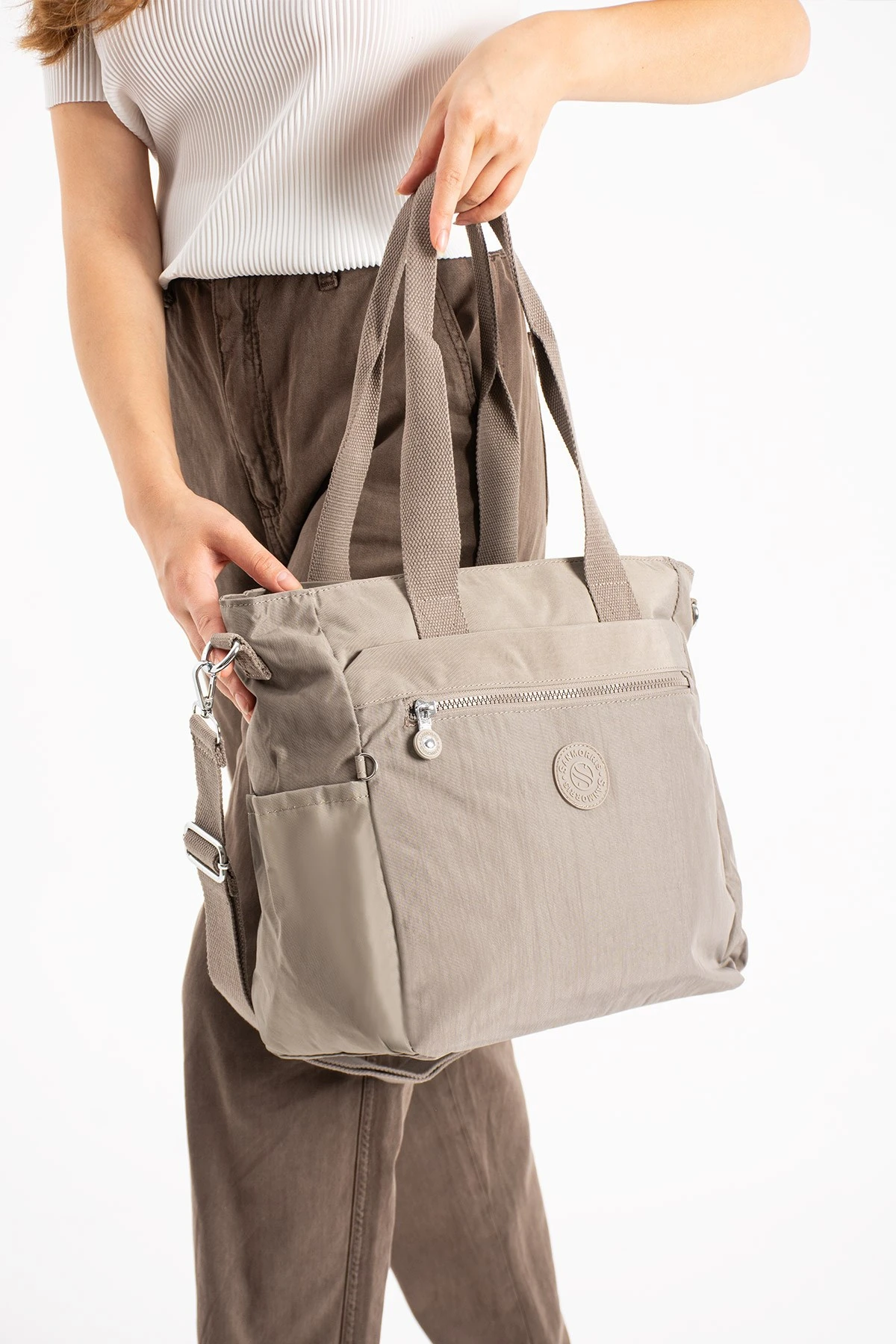 Kadın Büyük Boy Çok Bölmeli Suya Dayanıklı Çapraz Ve Omuz Askılı Çanta