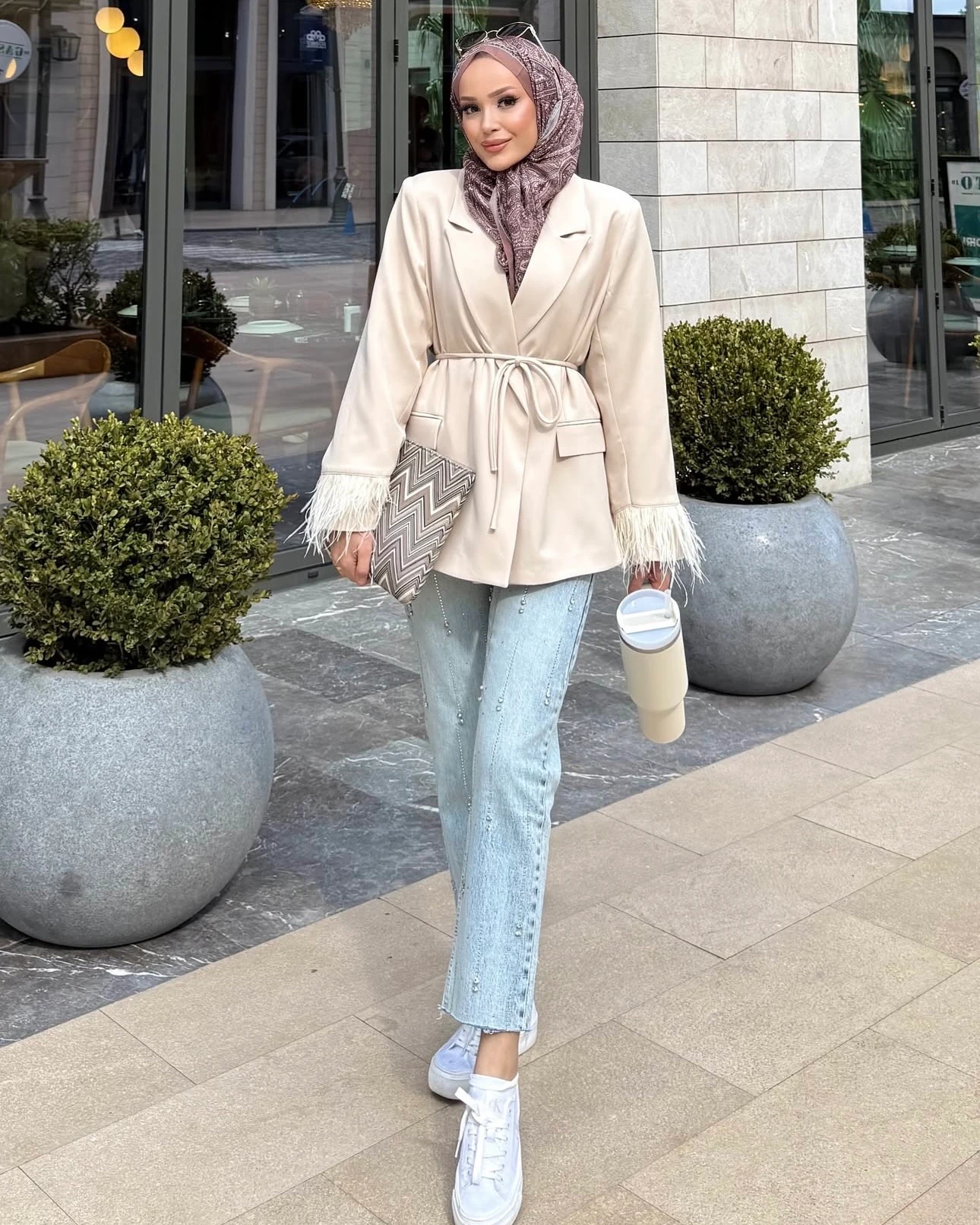 Tüy Detaylı Blazer Ceket Bej