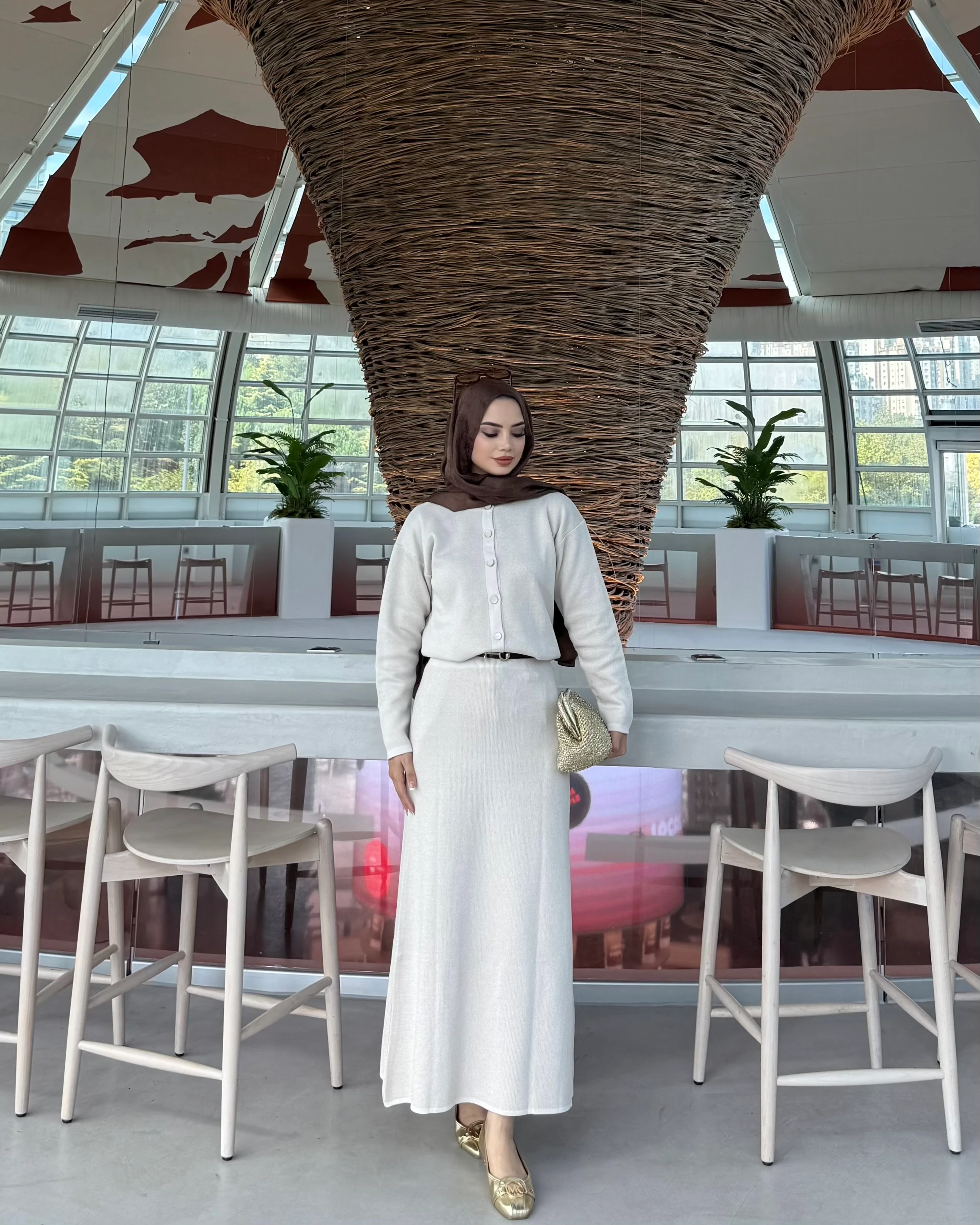 Rosa Simli İkili Takım Bej