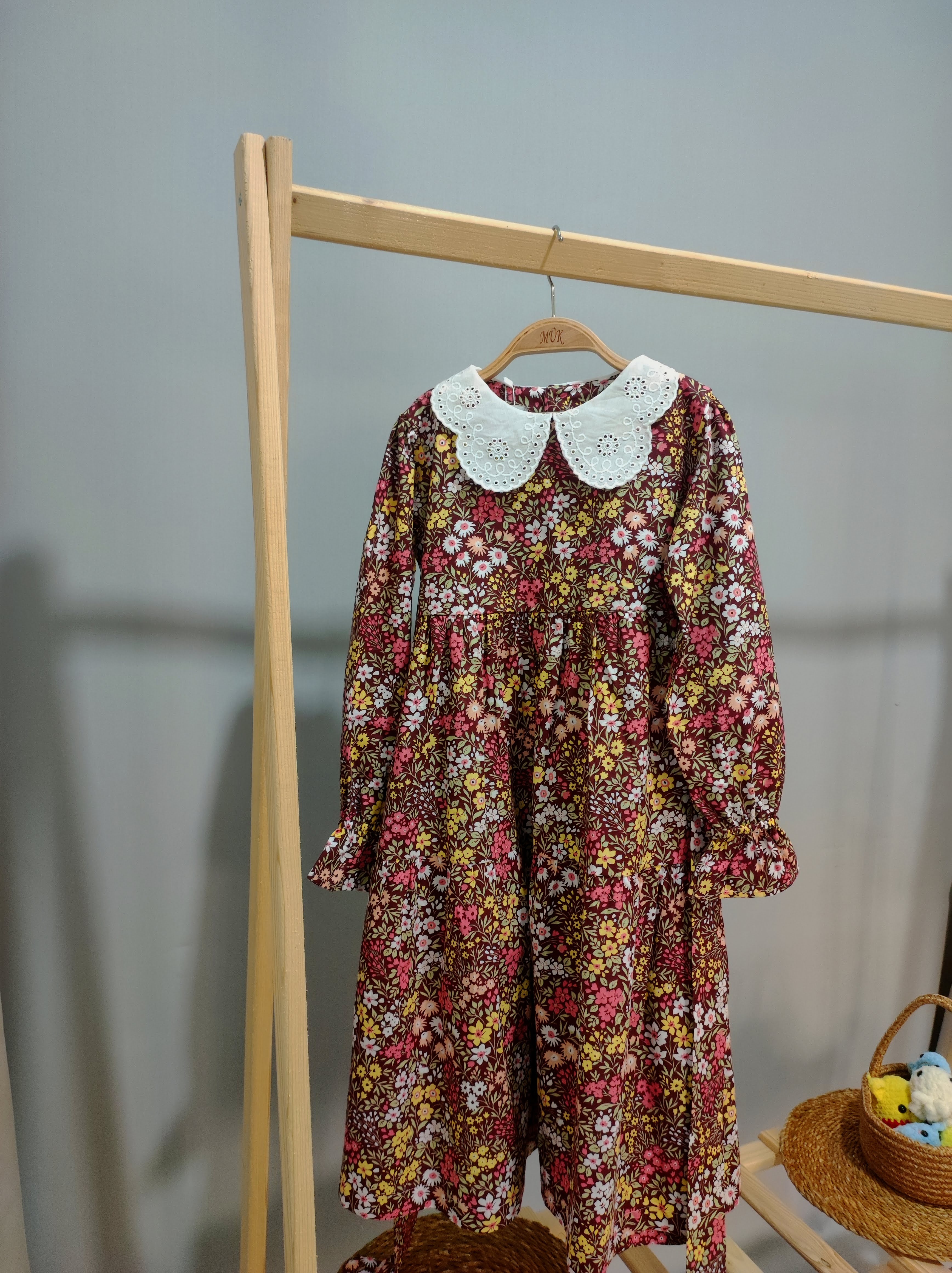 Kız Çocuk Fisto Yaka Desenli Namaz Elbisesi 