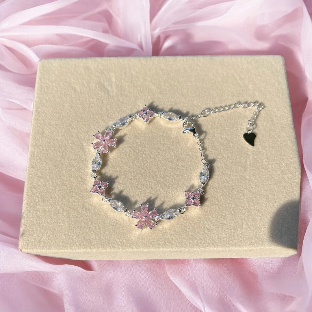 Parıltılı Gümüş Kaplama Sakura Bileklik