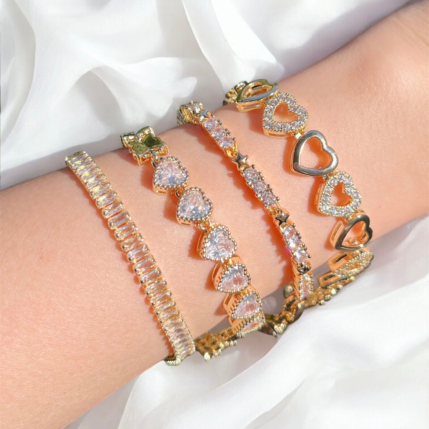 Vip Seri Gold Heart bileklik