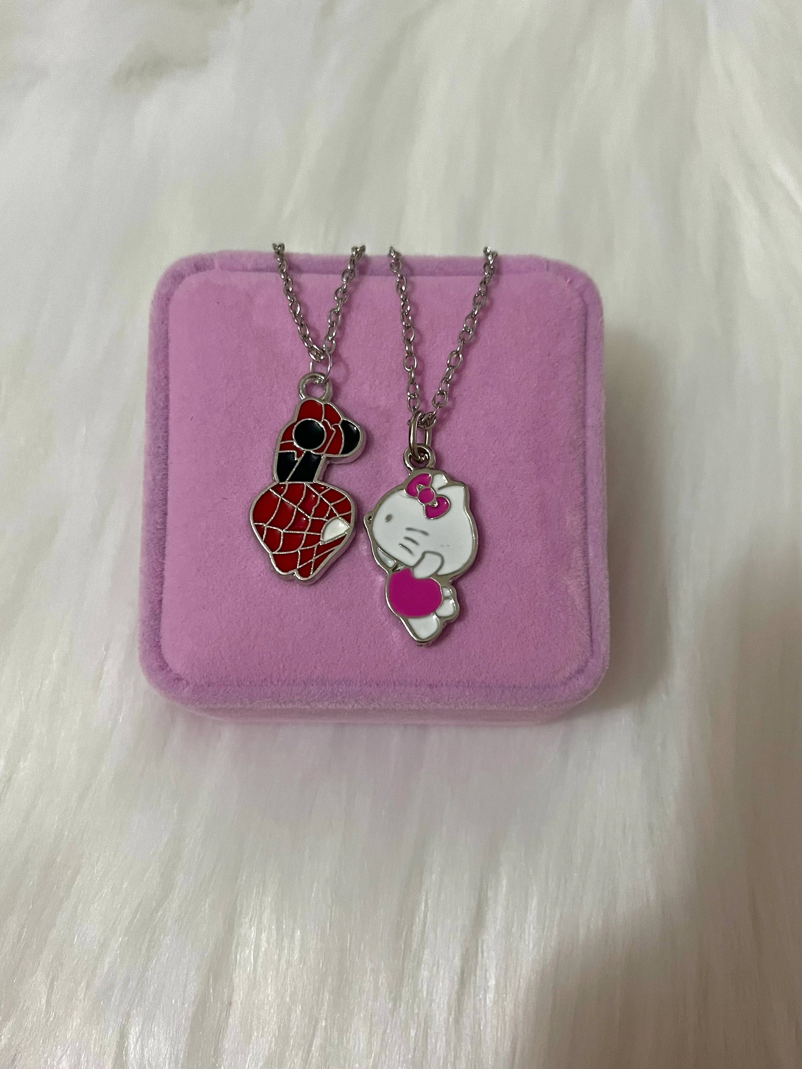 Hello kitty Spiderman Çift kolyesi