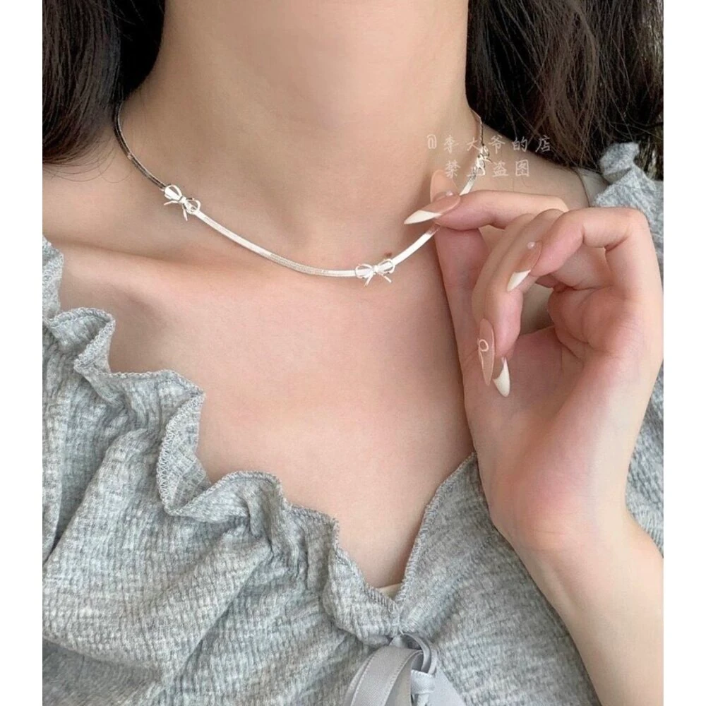 Kurdele model gümüş çelik kolye