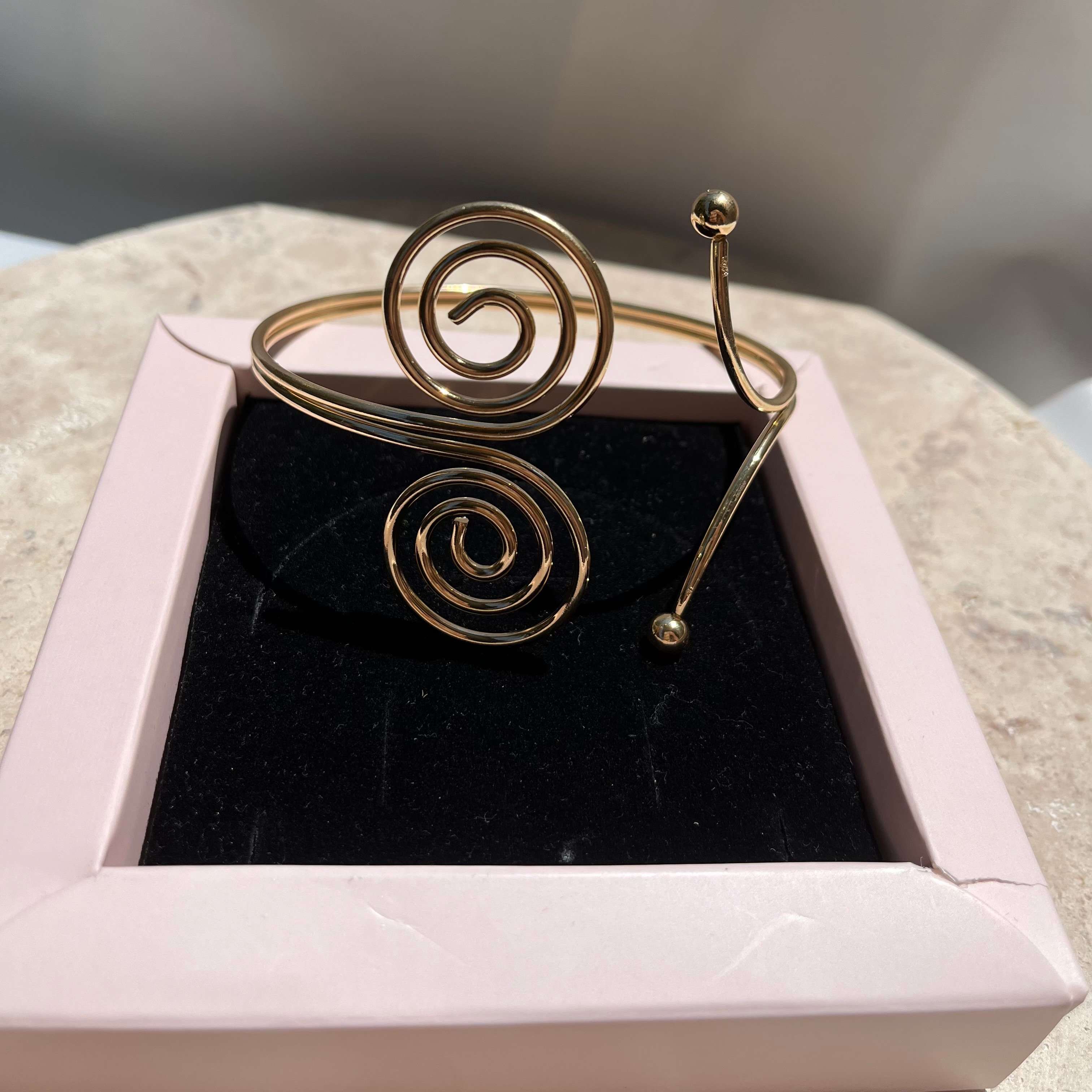 Bohem yuvarlak armcuff