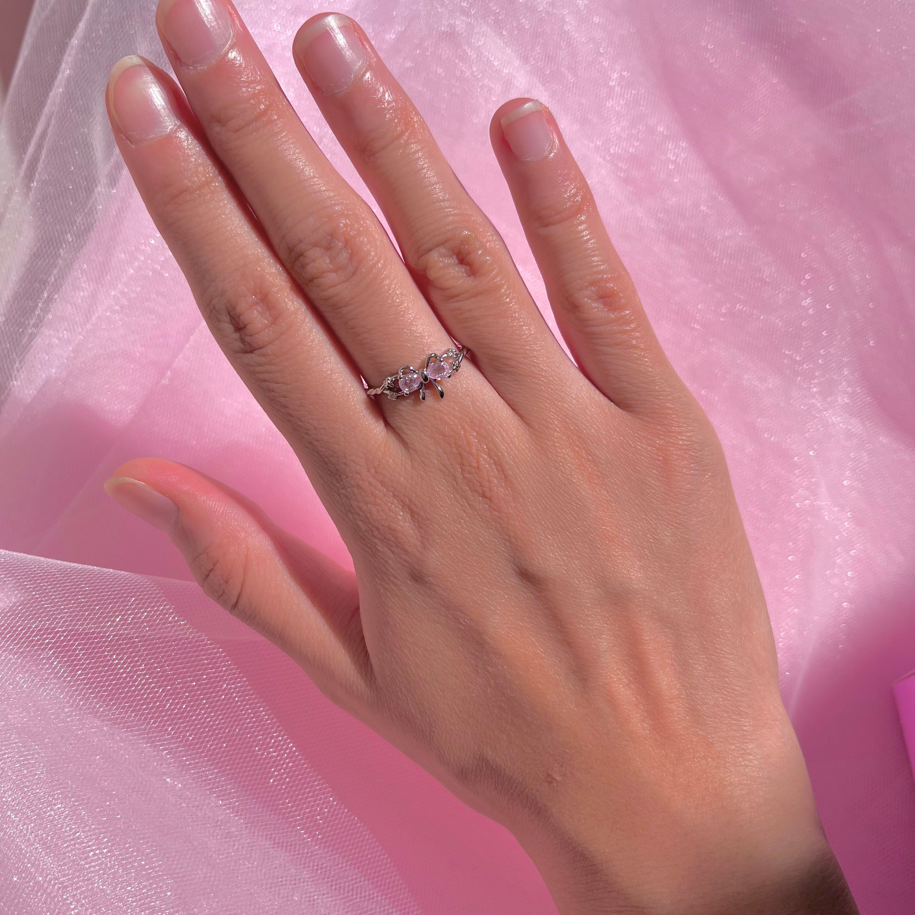 Pembe Kurdele model gümüş yüzük