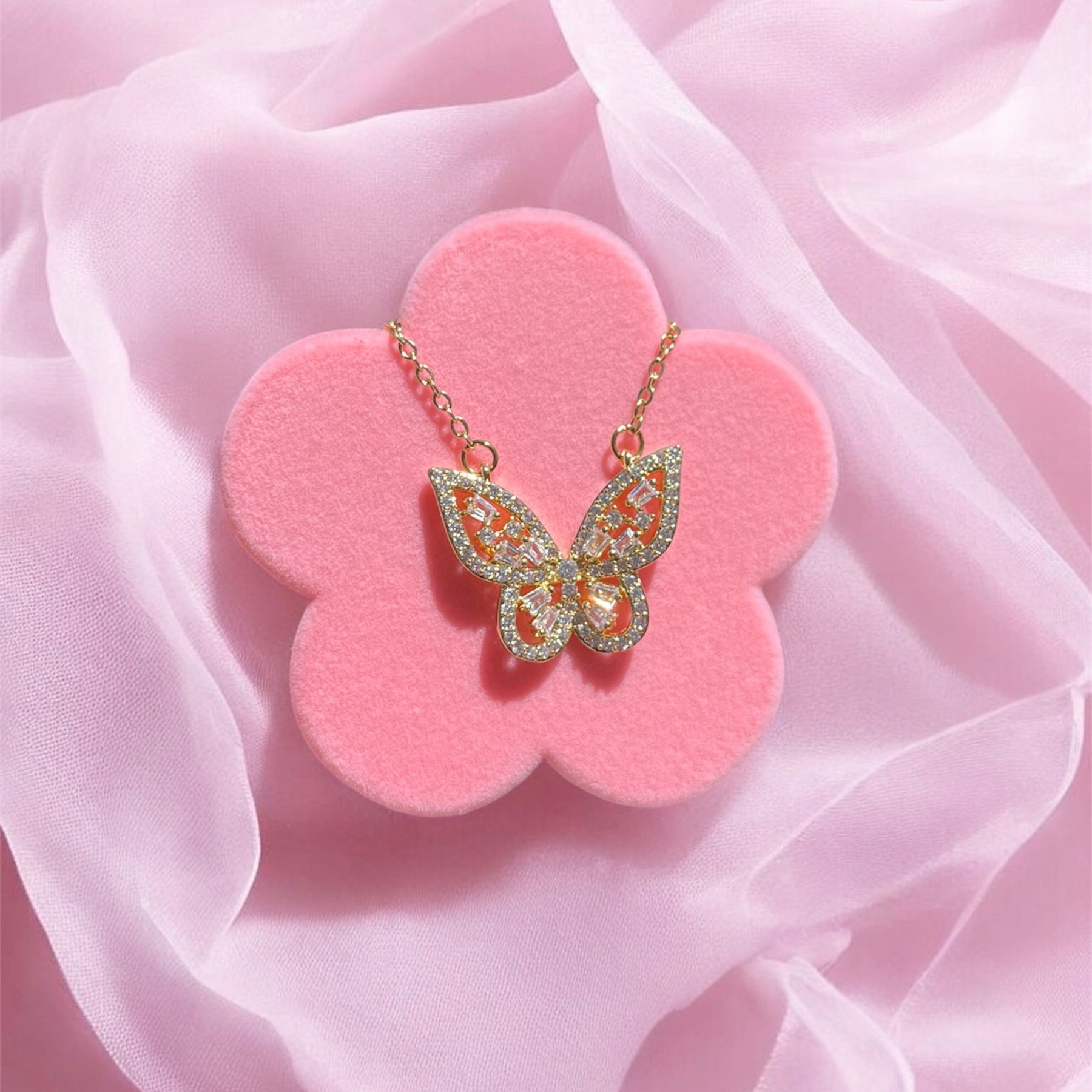 Çelik Mariposa kolye