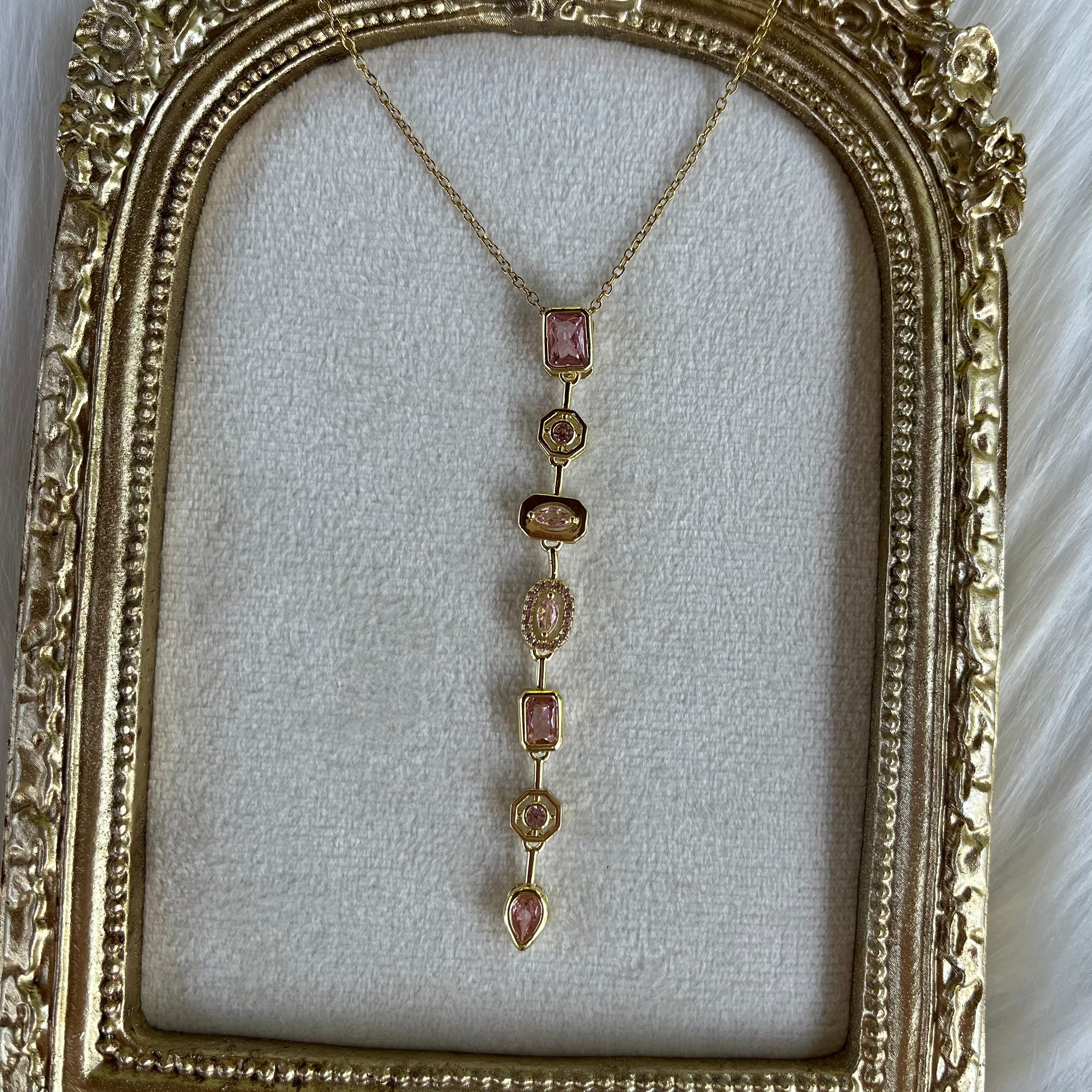Çelik pembe taşlı gold baget kolye