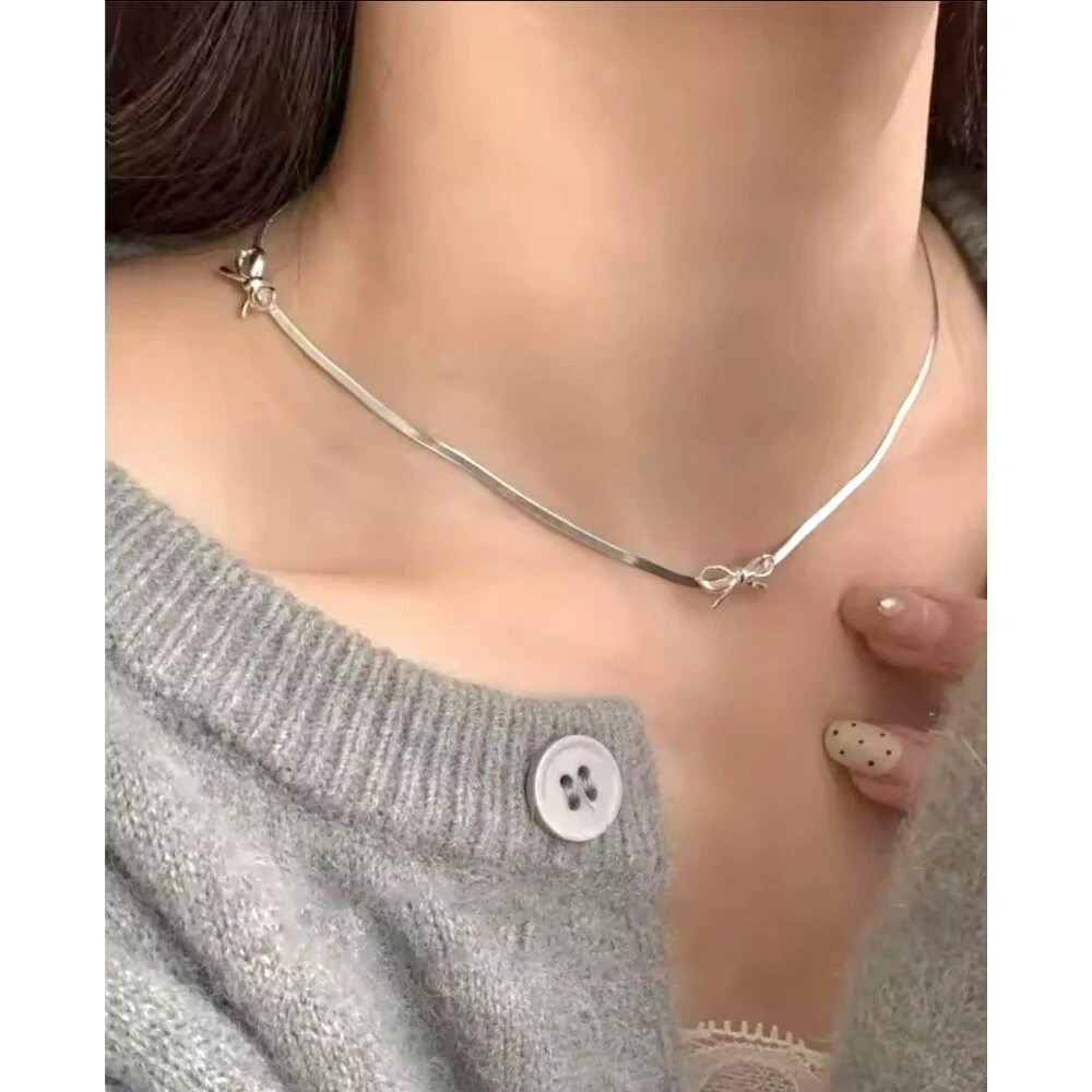 Kurdele model gümüş çelik kolye