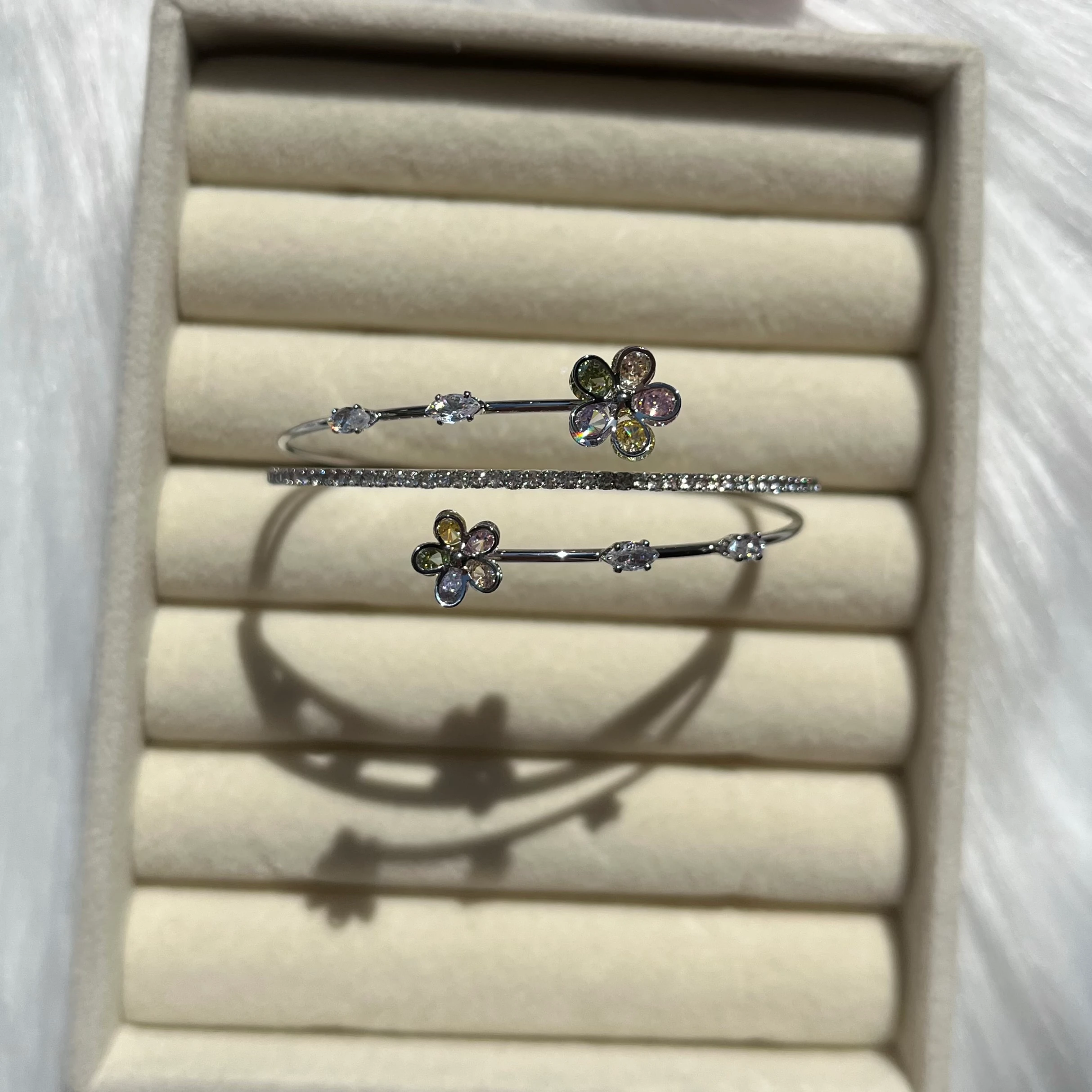 Parıltılı Bilezikler(adet fiyatıdır)