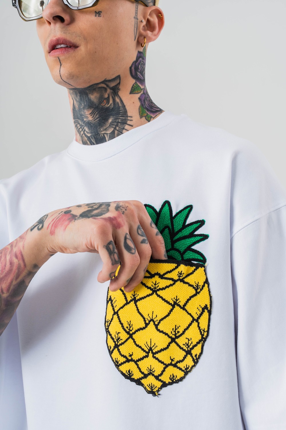 Pineapple Nakış Cep Detaylı Oversize T-shirt