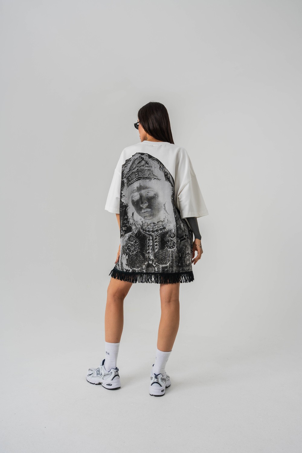Indian Saçak Detaylı Oversize Kadın T-shirt - Ekru