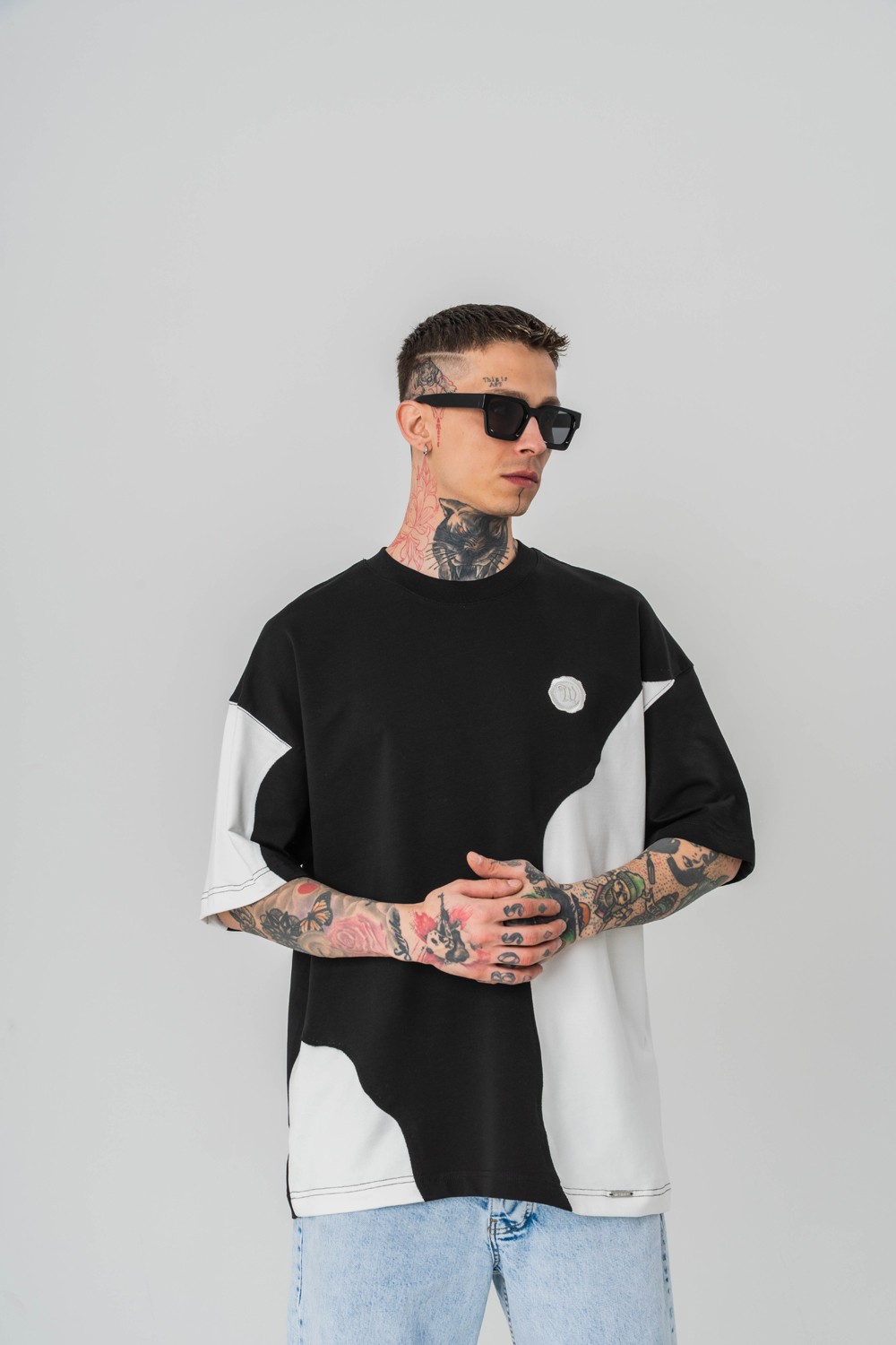 Wave Parçalı ve Nakış Detaylı Oversize T-shirt