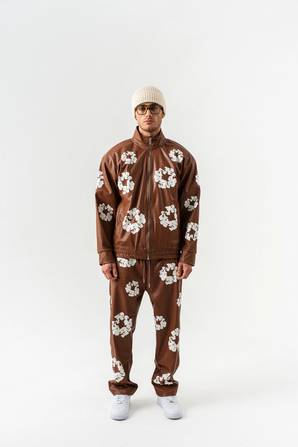 Tear Kabartma Baskı Fermuarlı Deri Alt ve Üst Takım - Kahverengi