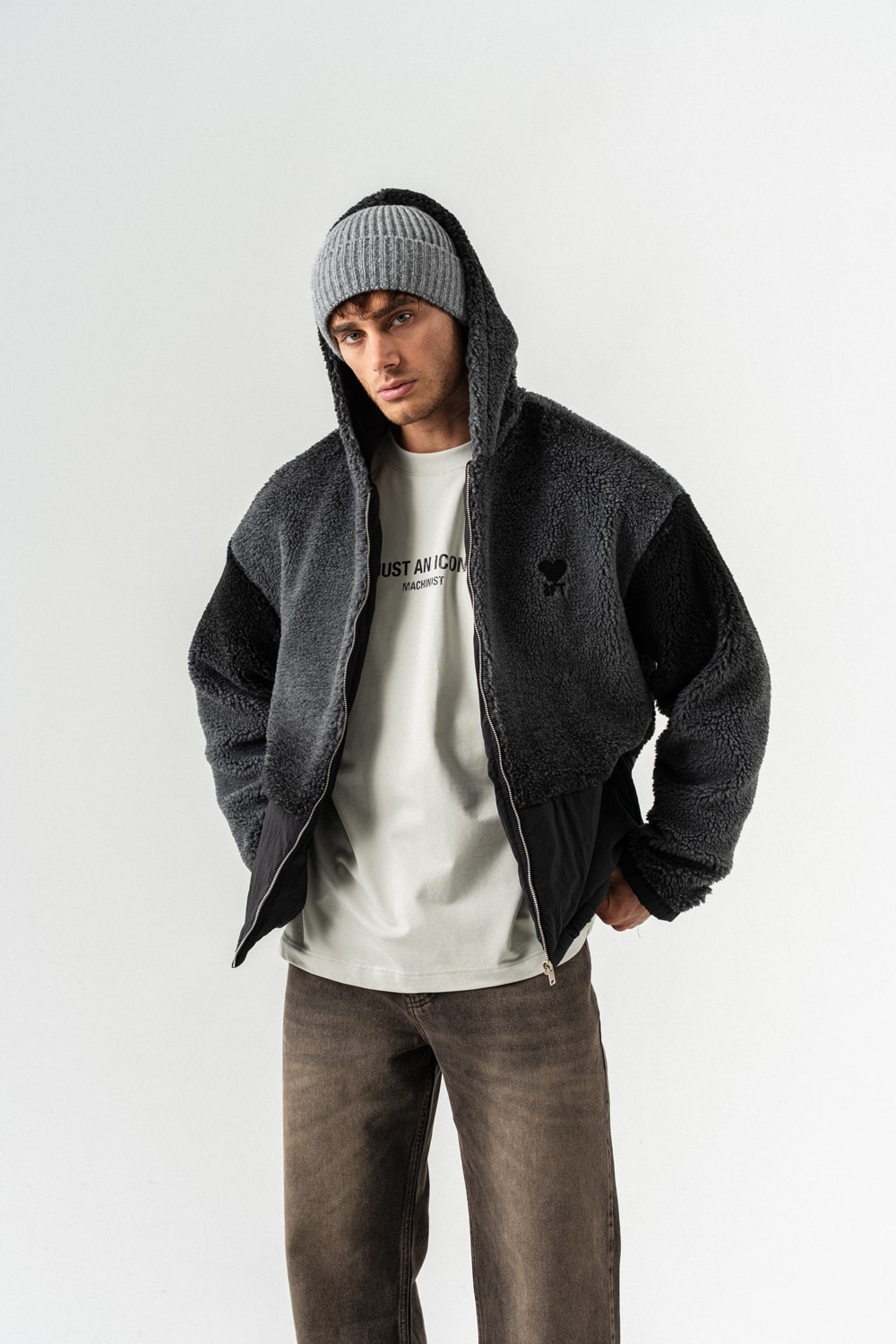 Grayscale Fermuarlı Polar Mont
