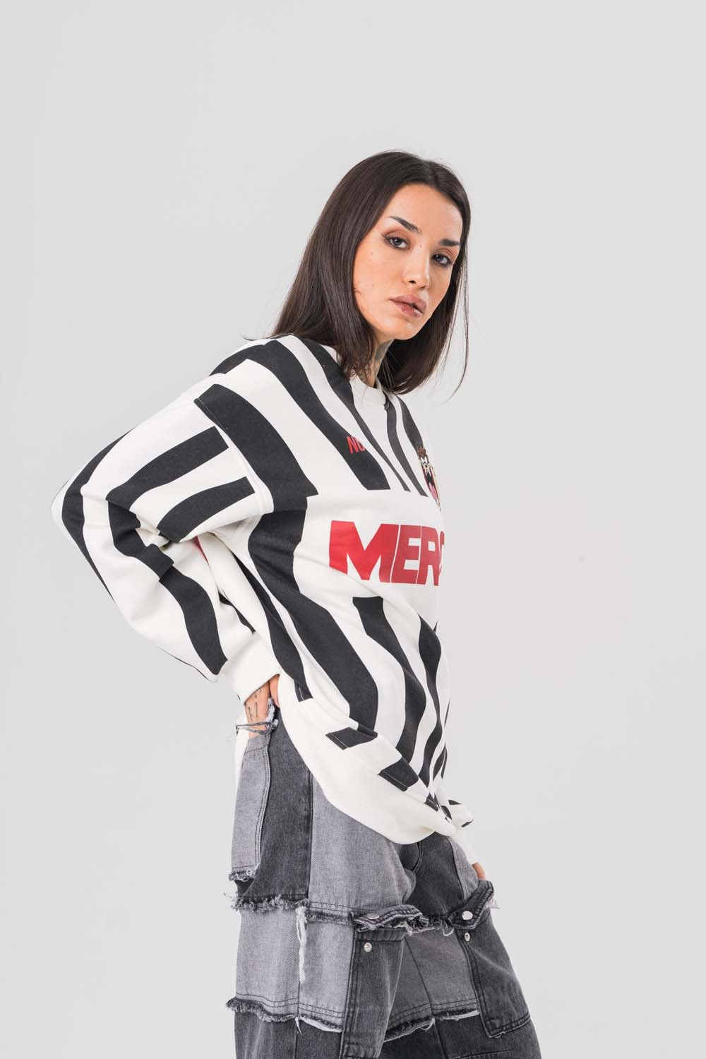 Mercy Tazmania Bisiklet Yaka Sweatshirt