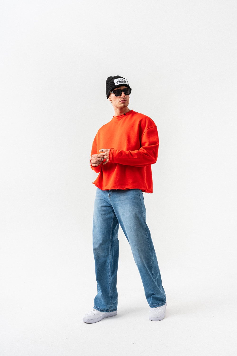 Velor Yaka Detaylı Sweatshirt