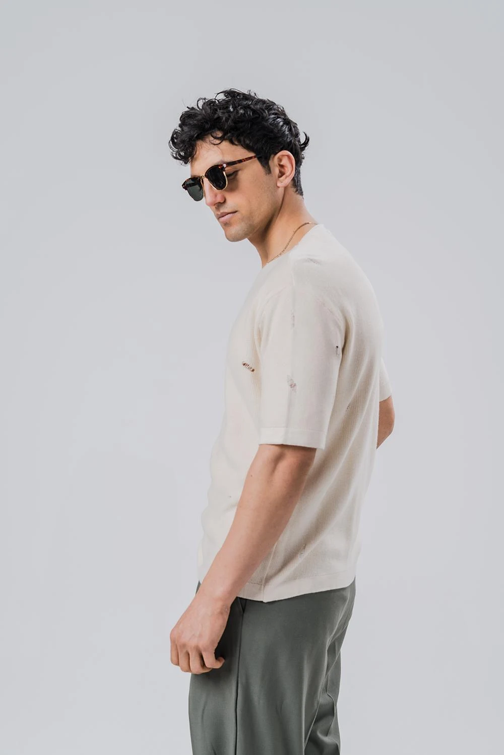 Riccardo  Sökme Detay V Yaka Triko T-shirt