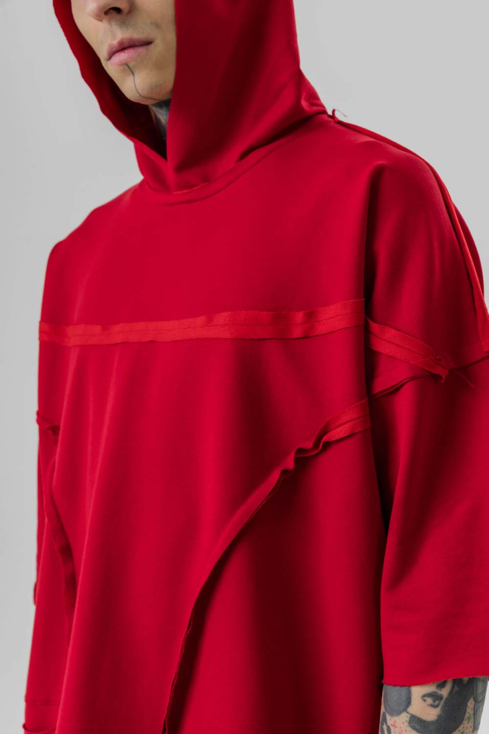 Elevated Asimetrik Oversize Kapüşonlu T-shirt