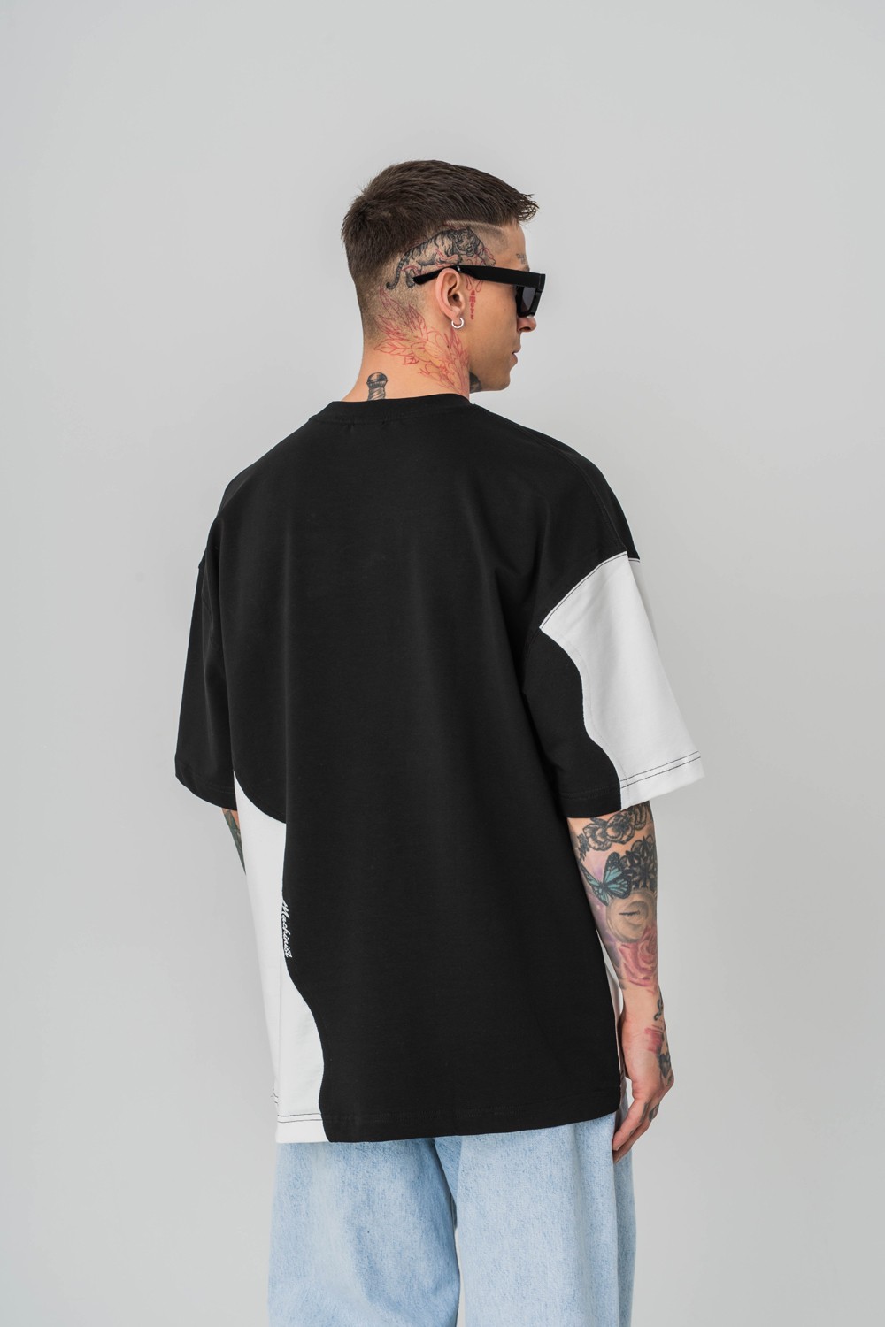 Wave Parçalı ve Nakış Detaylı Oversize T-shirt
