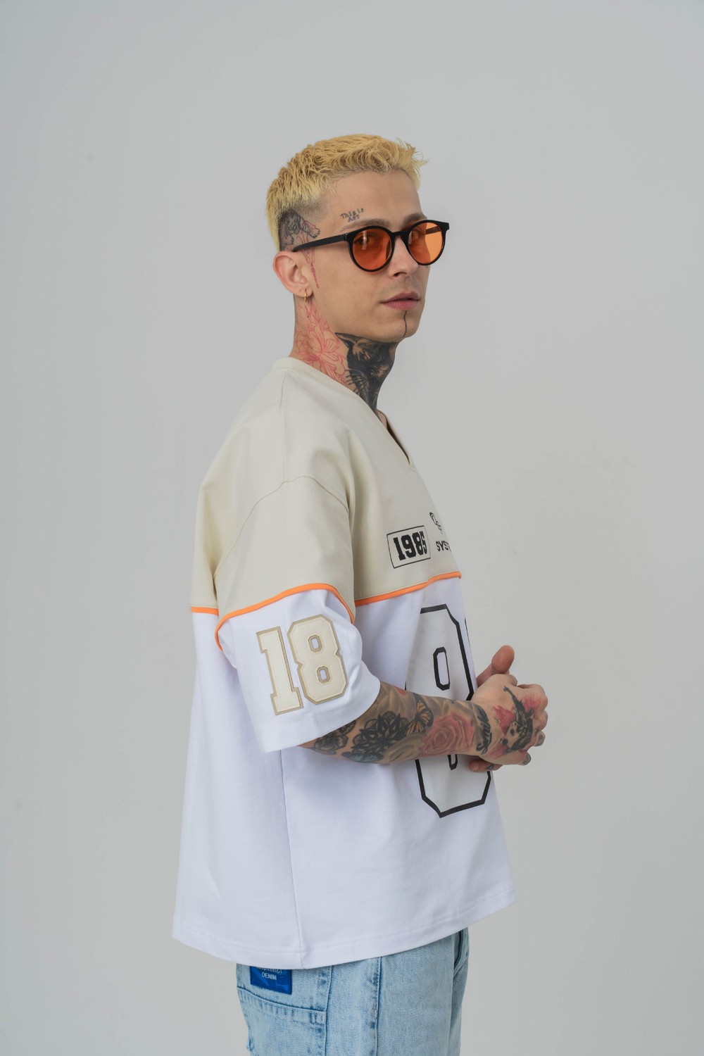Eighty-Eight V Yaka Oversize T-shirt