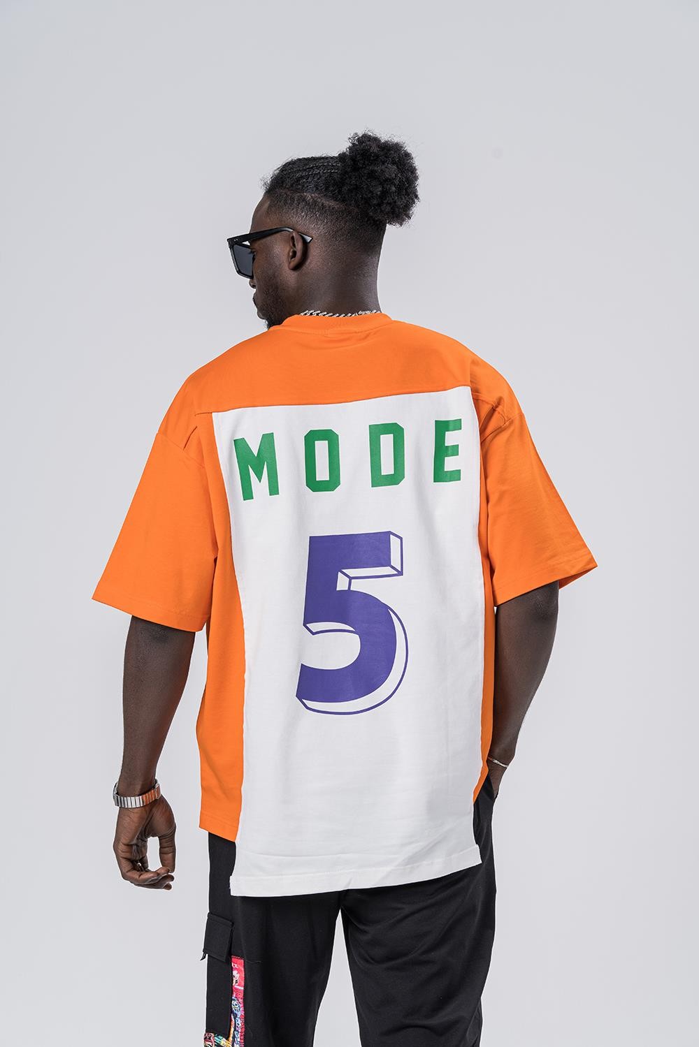 Mode  Sırt Eklentili Bisiklet Yaka Oversize T-shirt