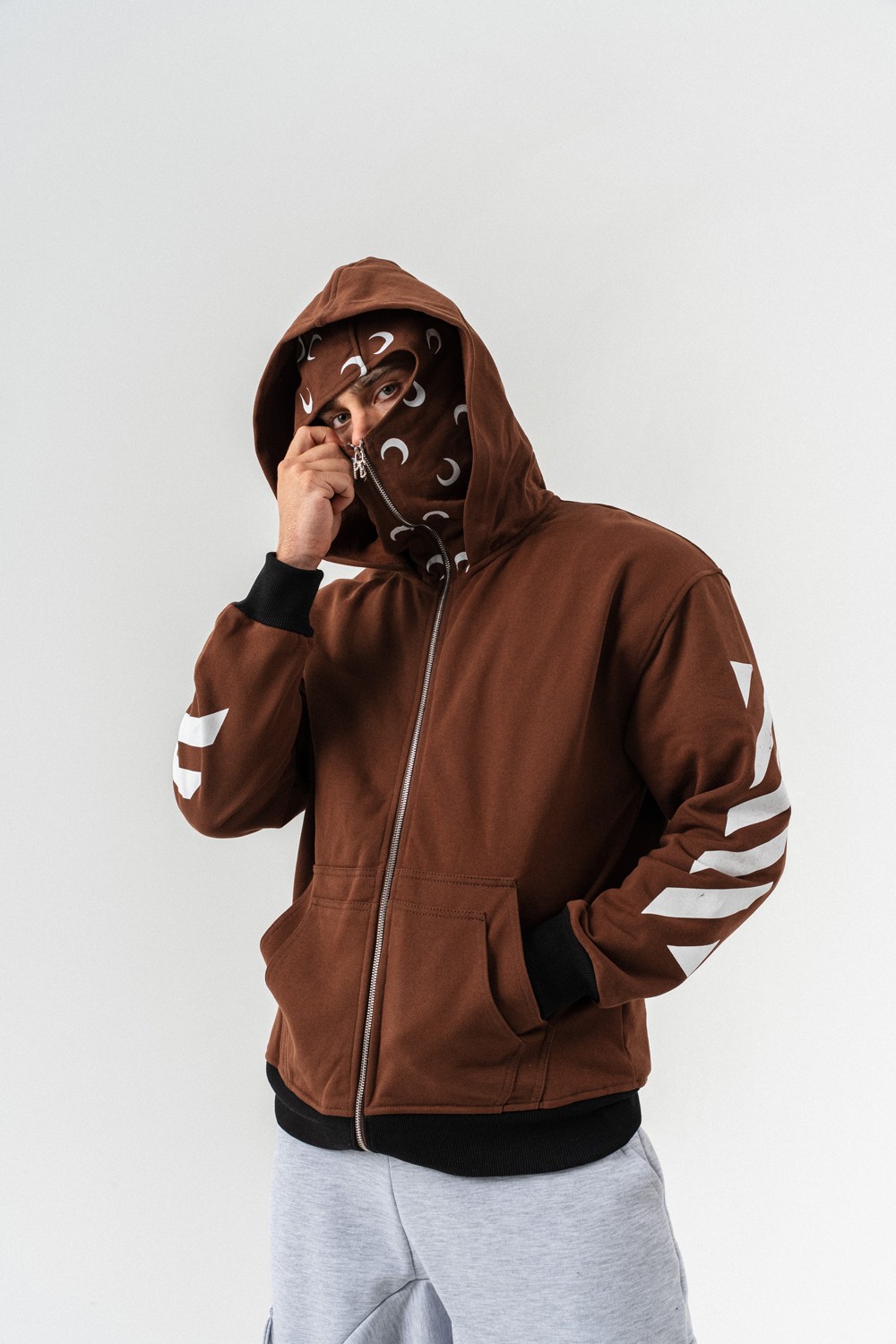Moonknight Maske Detay Fermuarlı Sweatshirt Hoodie - Kahverengi