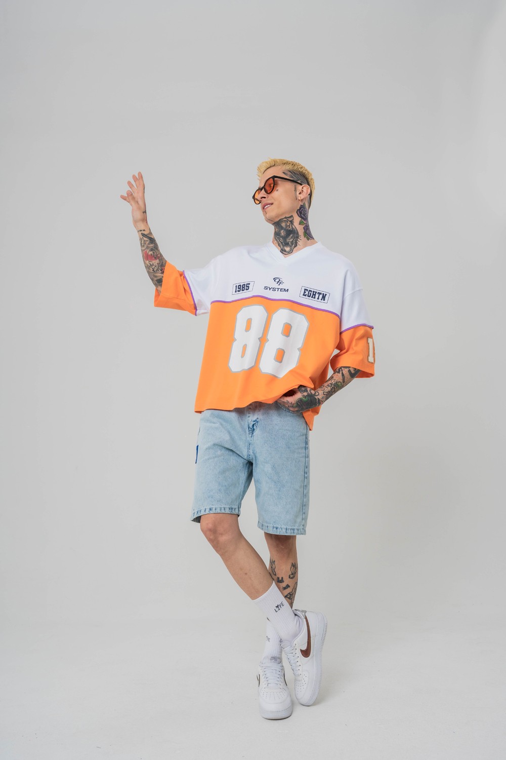 Eighty-Eight V Yaka Oversize T-shirt