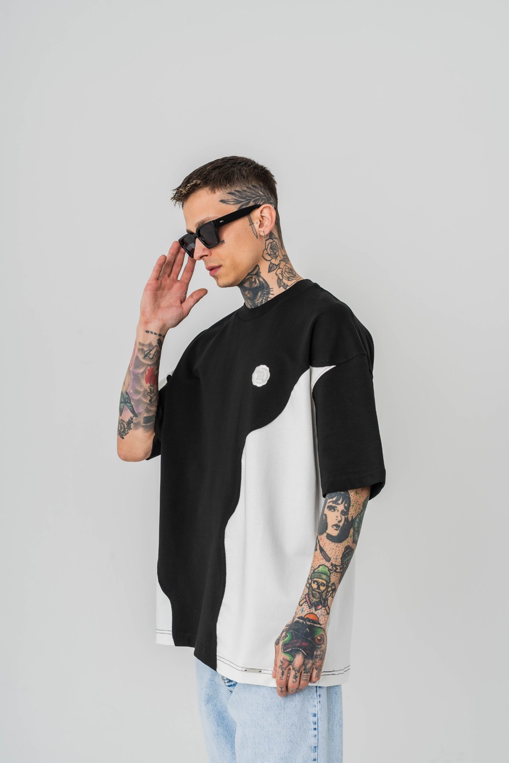 Wave Parçalı ve Nakış Detaylı Oversize T-shirt
