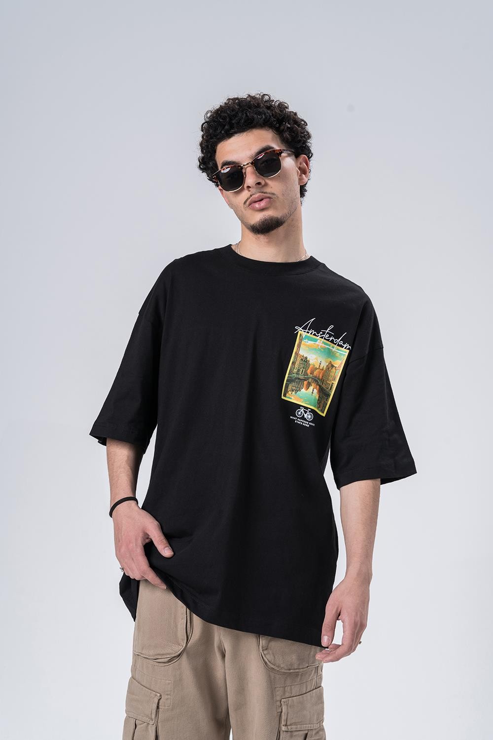 Amsterdam Nakış Detaylı Bisiklet Yaka Oversize T-shirt