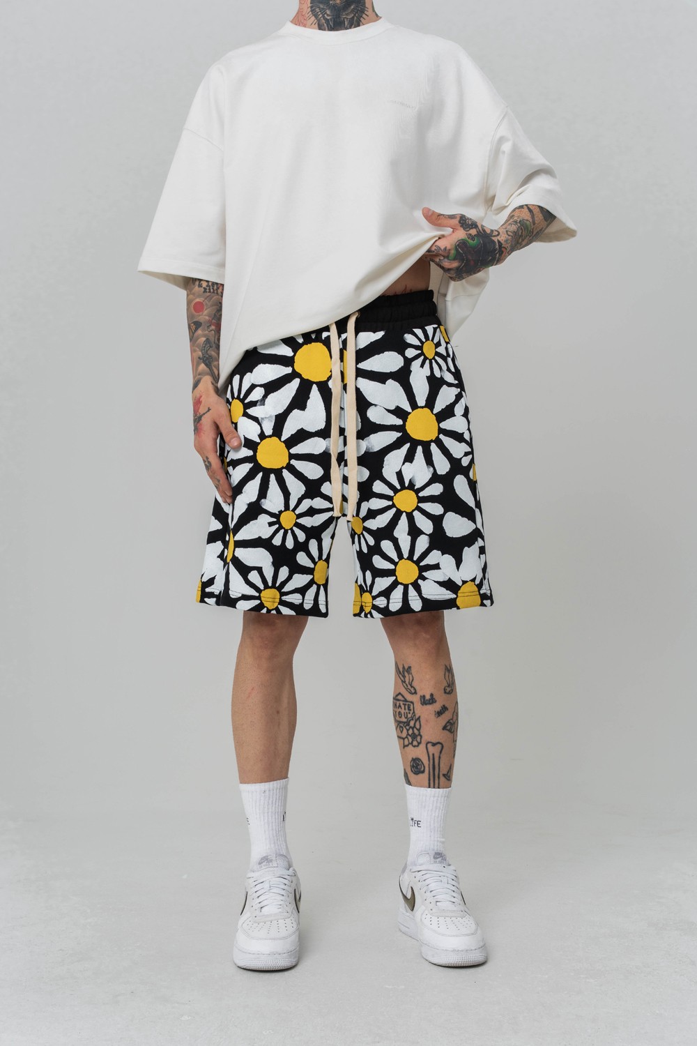 Daisy Pattern Baskı Detaylı Şort