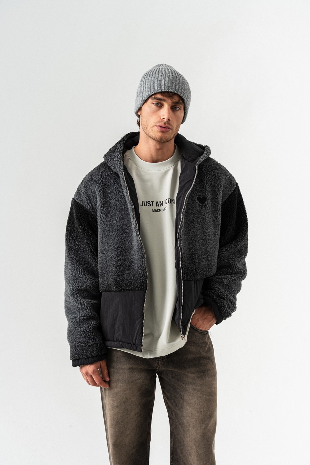 Grayscale Fermuarlı Polar Mont