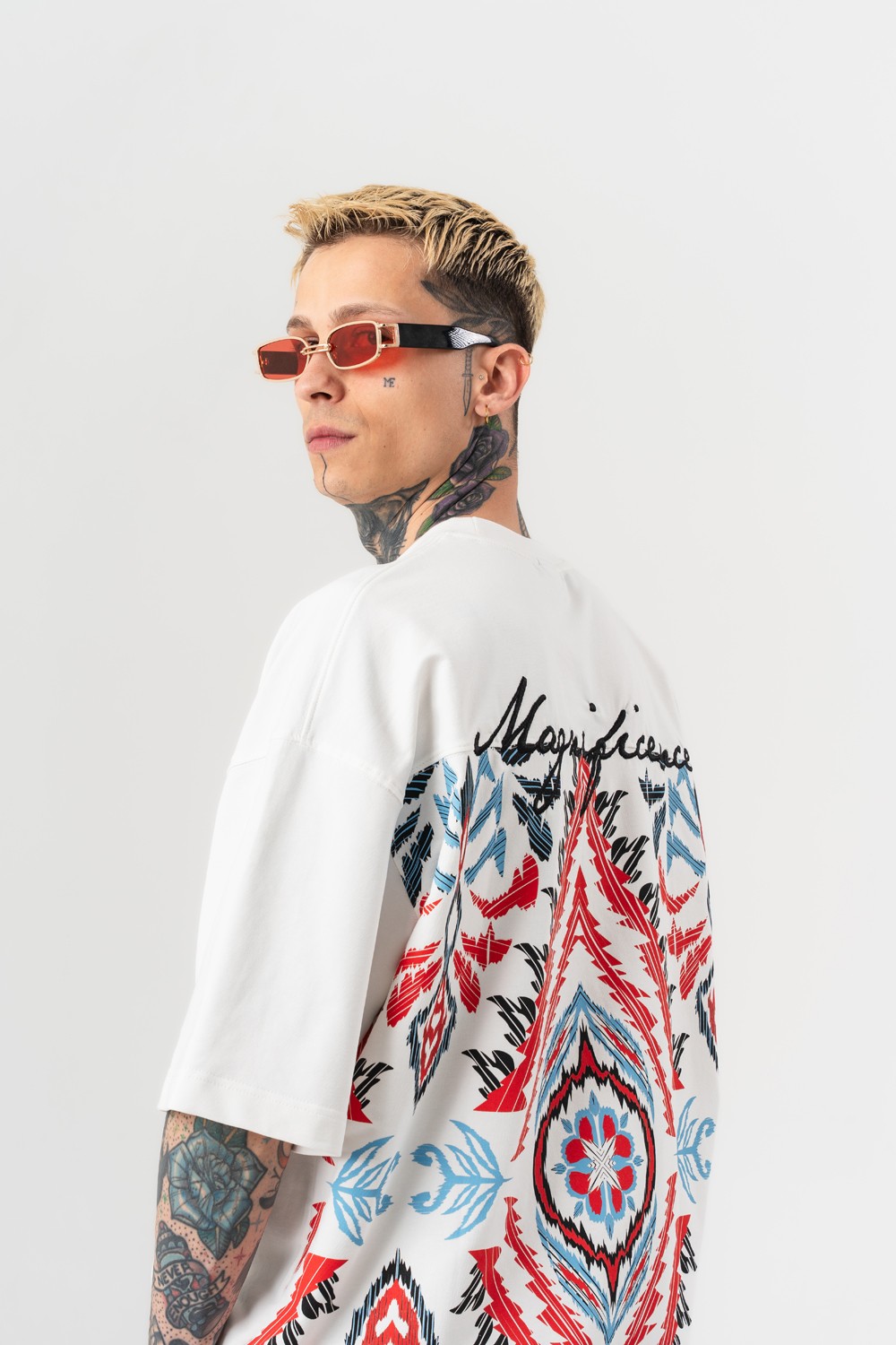 Magnificence Motif ve Nakış Detaylı Oversize T-shirt