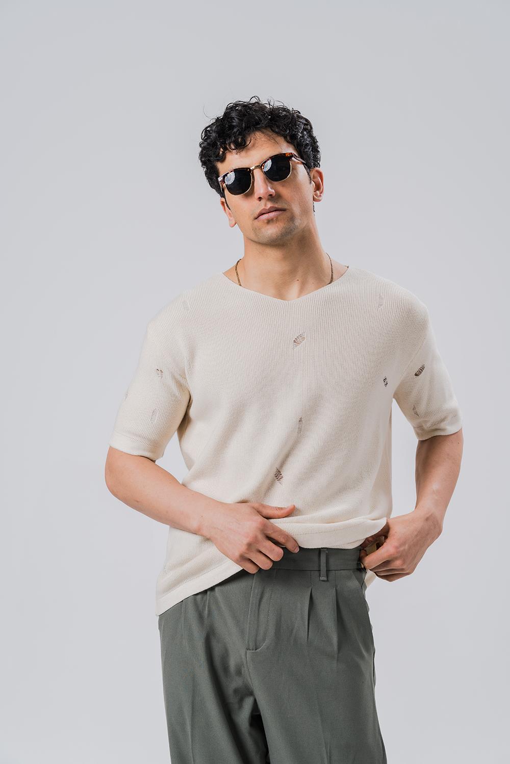 Riccardo  Sökme Detay V Yaka Triko T-shirt