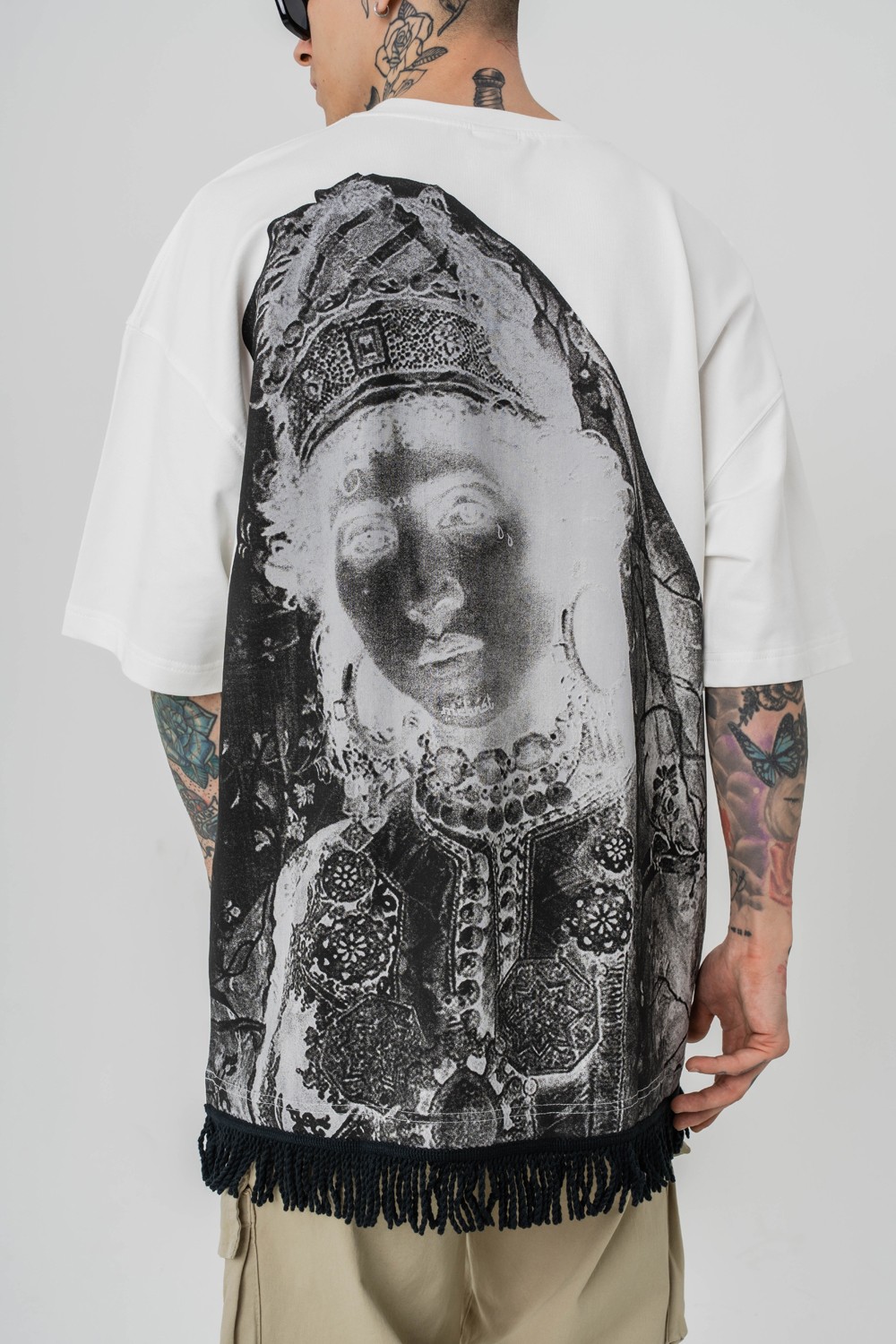 İndian Saçak Detaylı Oversize T-shirt