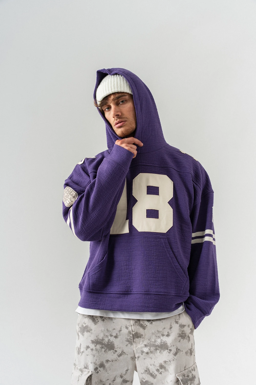 Guard 18 Patch Nakışlı Kapüşonlu Sweatshirt - Mor