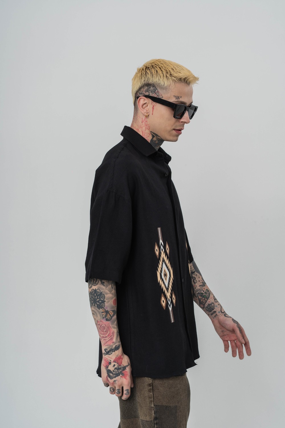 Motify Nakış Detaylı Oversize Keten Gömlek