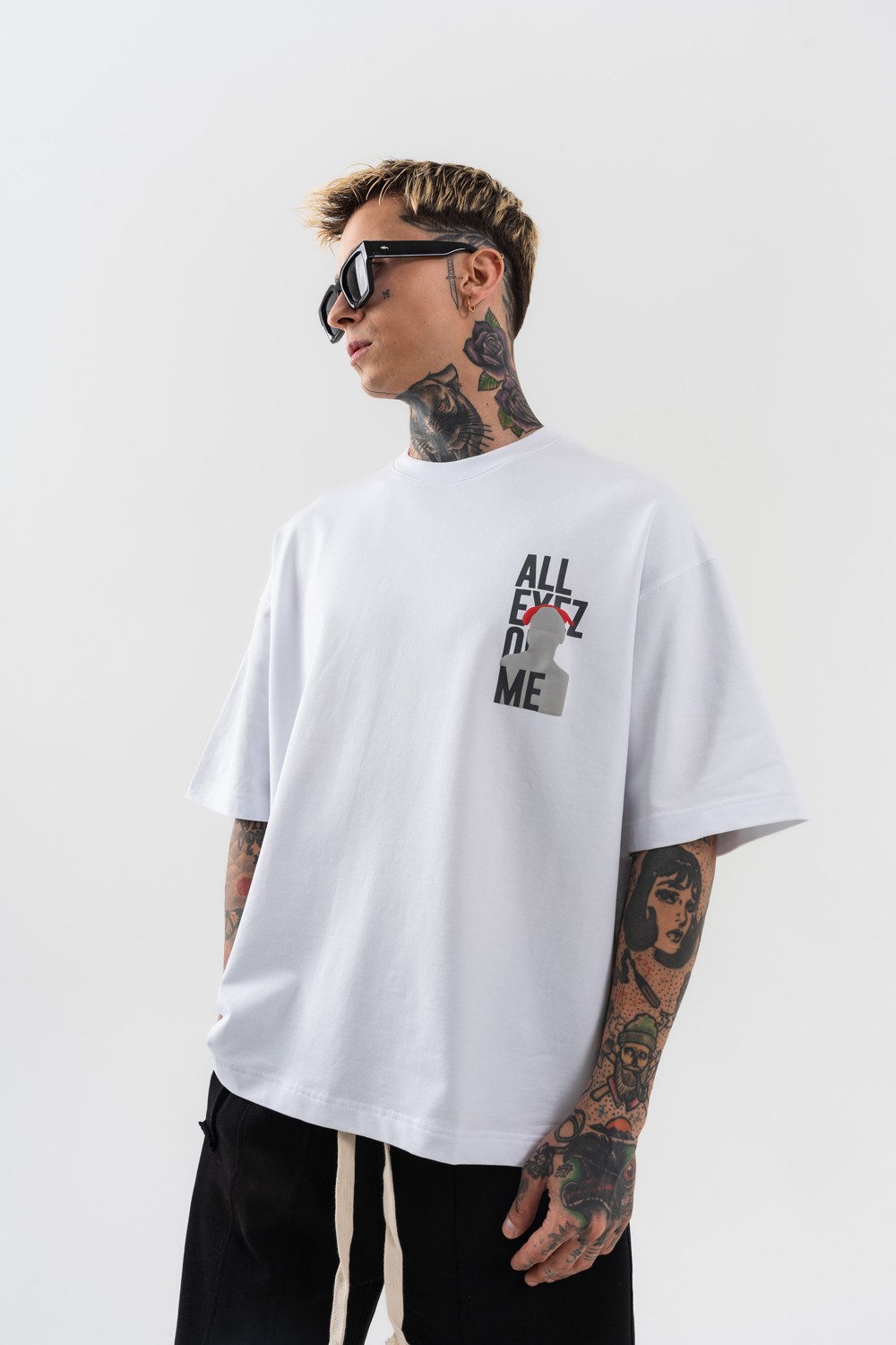 All Eyes On Me Oversize T-shirt
