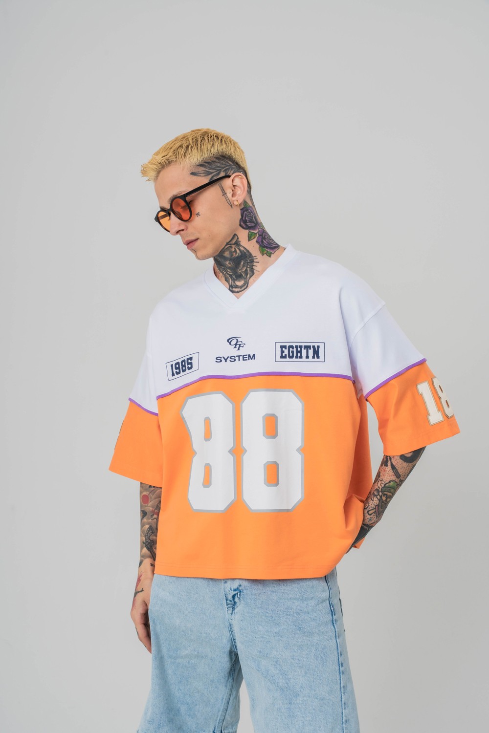 Eighty-Eight V Yaka Oversize T-shirt