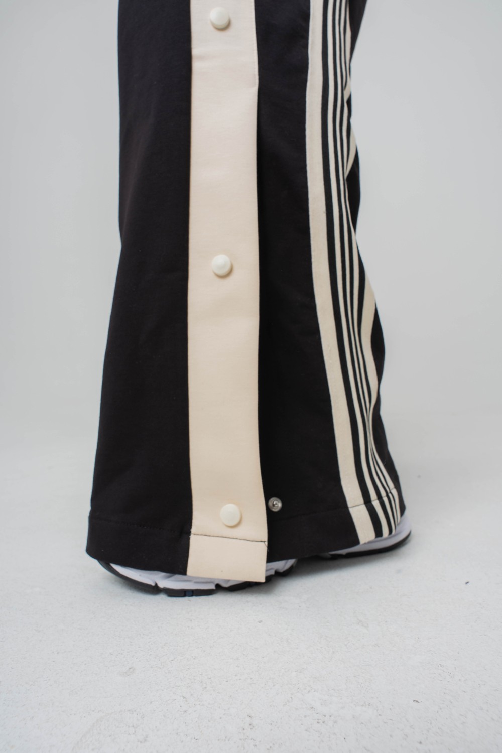 Urban Stripe Şerit ve Trok Detaylı Baggy Kadın Eşofman Alt