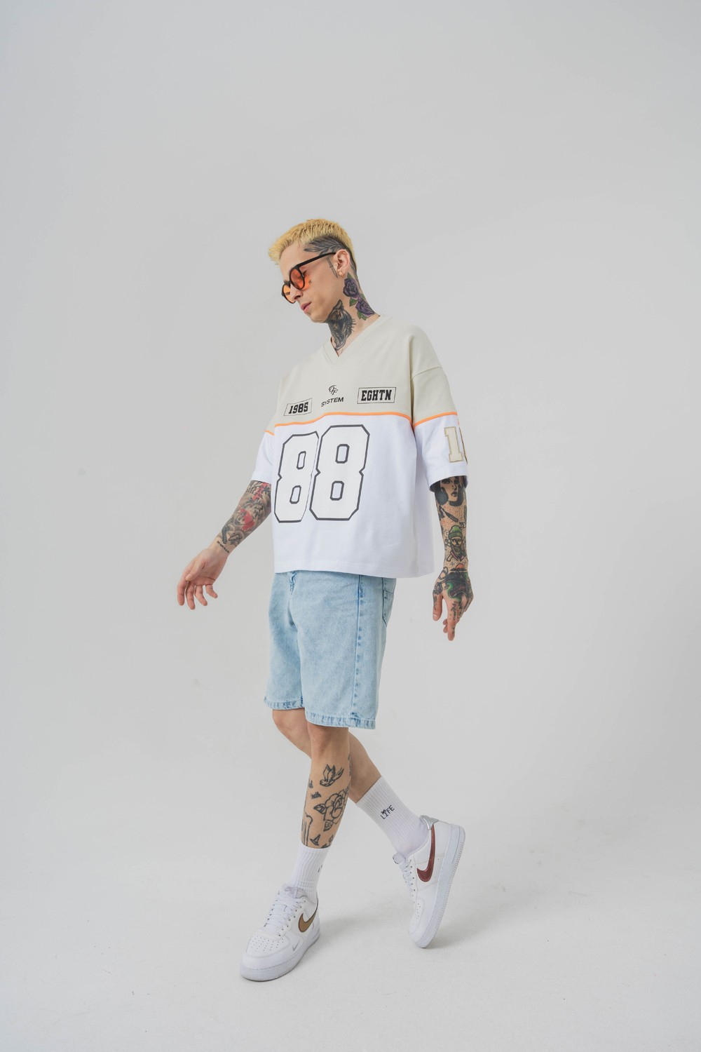 Eighty-Eight V Yaka Oversize T-shirt