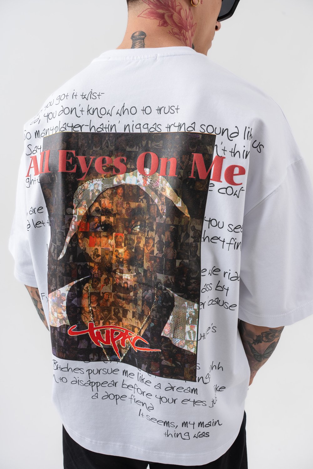 All Eyes On Me Oversize T-shirt
