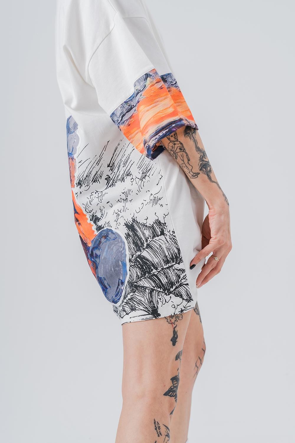 Kaws  Kol Detaylı Bisiklet Yaka Oversize T-shirt