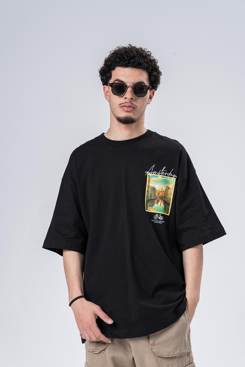 Amsterdam Nakış Detaylı Bisiklet Yaka Oversize T-shirt