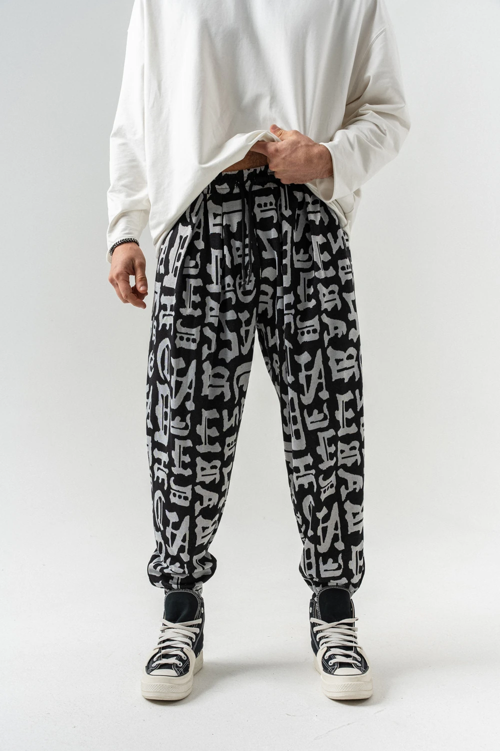 Alphabet Bel ve Paça Lastikli Pileli Şalvar